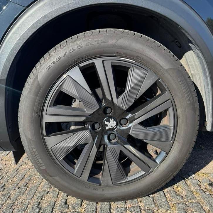 Foto 7 van Peugeot 2008 1.2 Puretech GT