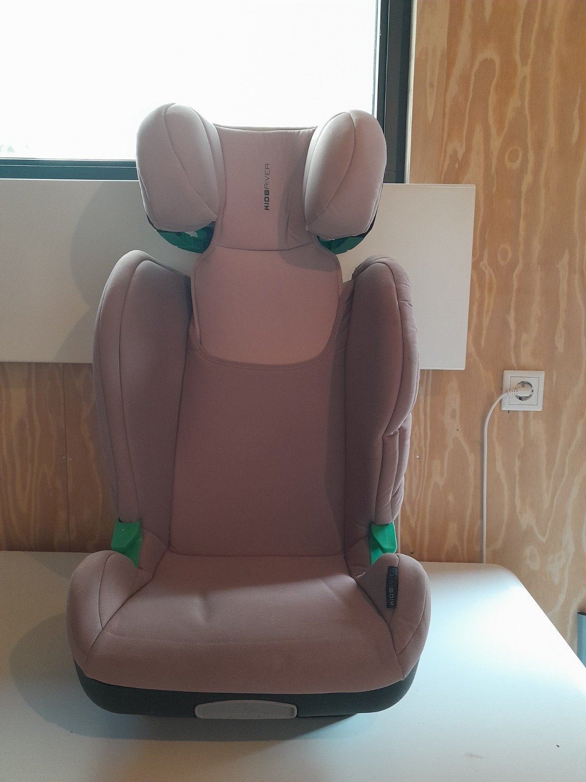 Kinderautostoel Kidsriver roze met isofix en zijbescherming, Gebruikt, 15 t/m 36 kg, Verstelbare rugleuning, Isofix