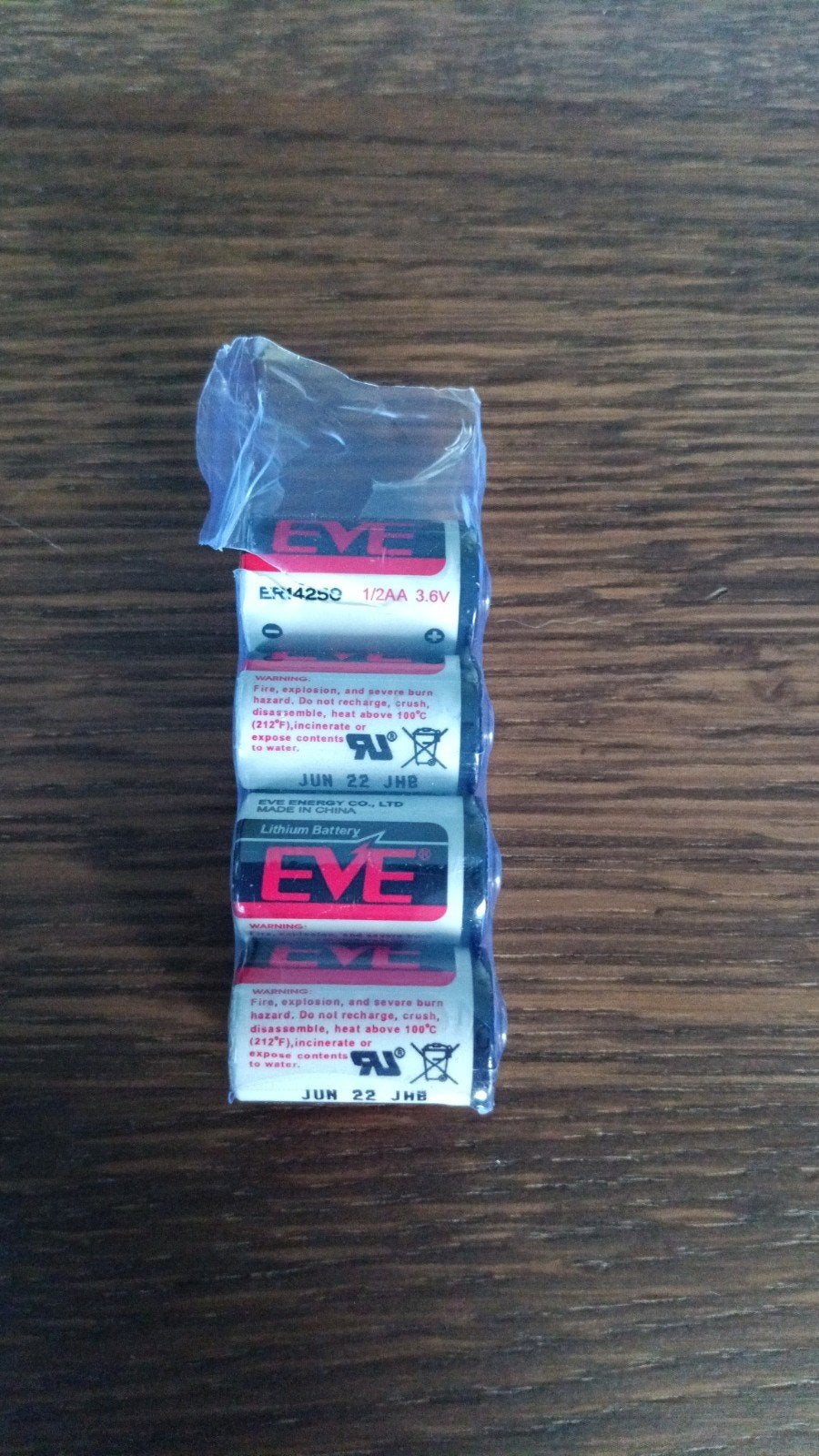 EVE ER14250 1/2AA 3.6V Lithium Batterijen (4 stuks), Ophalen of Verzenden, Nieuw, Oplaadbaar