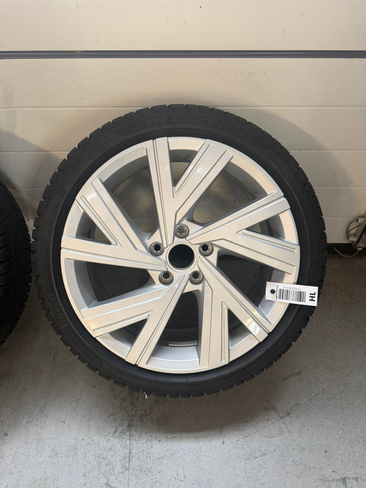 Winterset Volkswagen golf 7/8/8.5 origineel vw, Ophalen of Verzenden, Winterbanden, Banden en Velgen