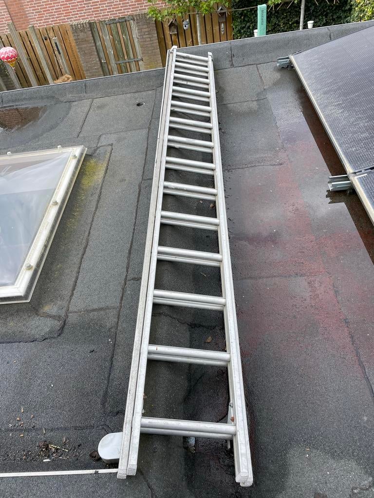 Aluminium uitschuifbare ladder - 4 meter of meer, Ophalen, Gebruikt, Ladder, Opvouwbaar of Inschuifbaar