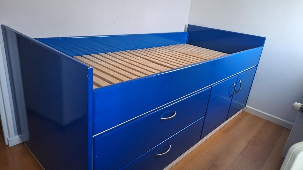 Blauwe hoogslaper met opbergruimte en 2 laden, Ophalen of Verzenden, Gebruikt, Hoogslaper