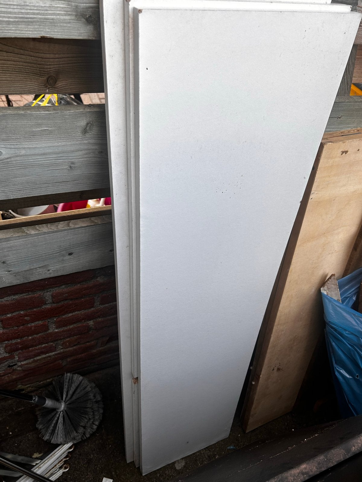 3 witte schappen (planken) 118x30 cm gratis af te halen, Ophalen, Gebruikt
