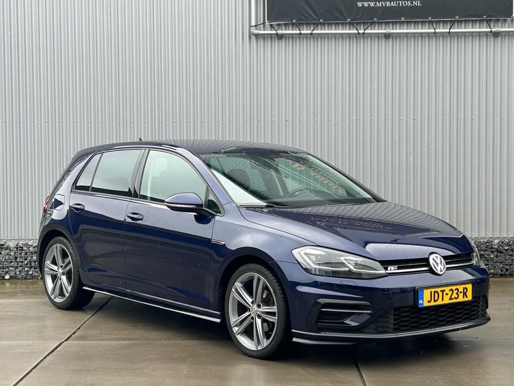 Volkswagen GOLF 1.0 TSI Highline R-line, DSG automaat, Carpl, Auto's, Volkswagen, Gebruikt, Automatische klimaatregeling, 1165 kg