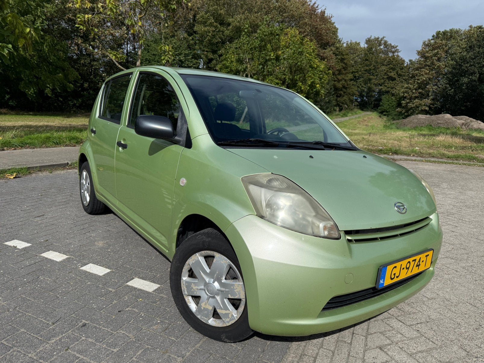 Daihatsu Sirion 1.0-12V/APK SEPT 2027/, Auto's, Voorwielaandrijving, Stof, 4 cilinders, Sirion