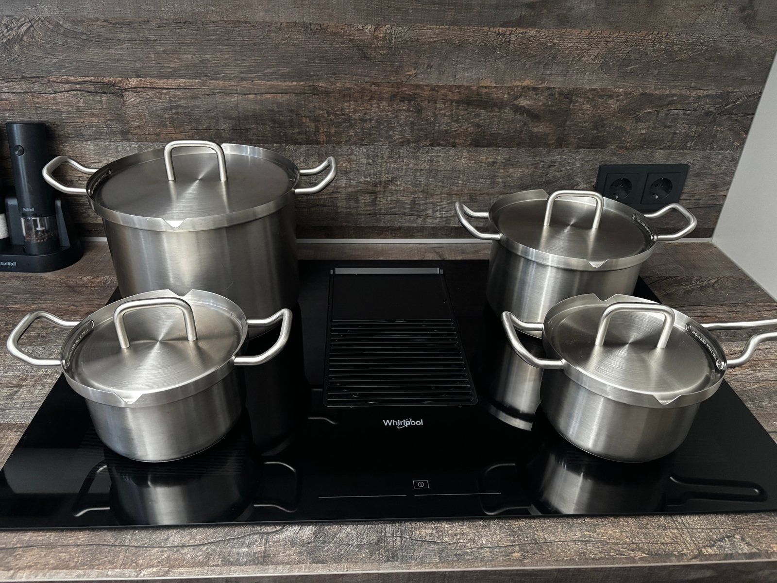 BK Pannenset - 4-delig RVS met deksels en maataanduiding, Huis en Inrichting, Keuken | Potten en Pannen, Ophalen, Met deksel, BK
