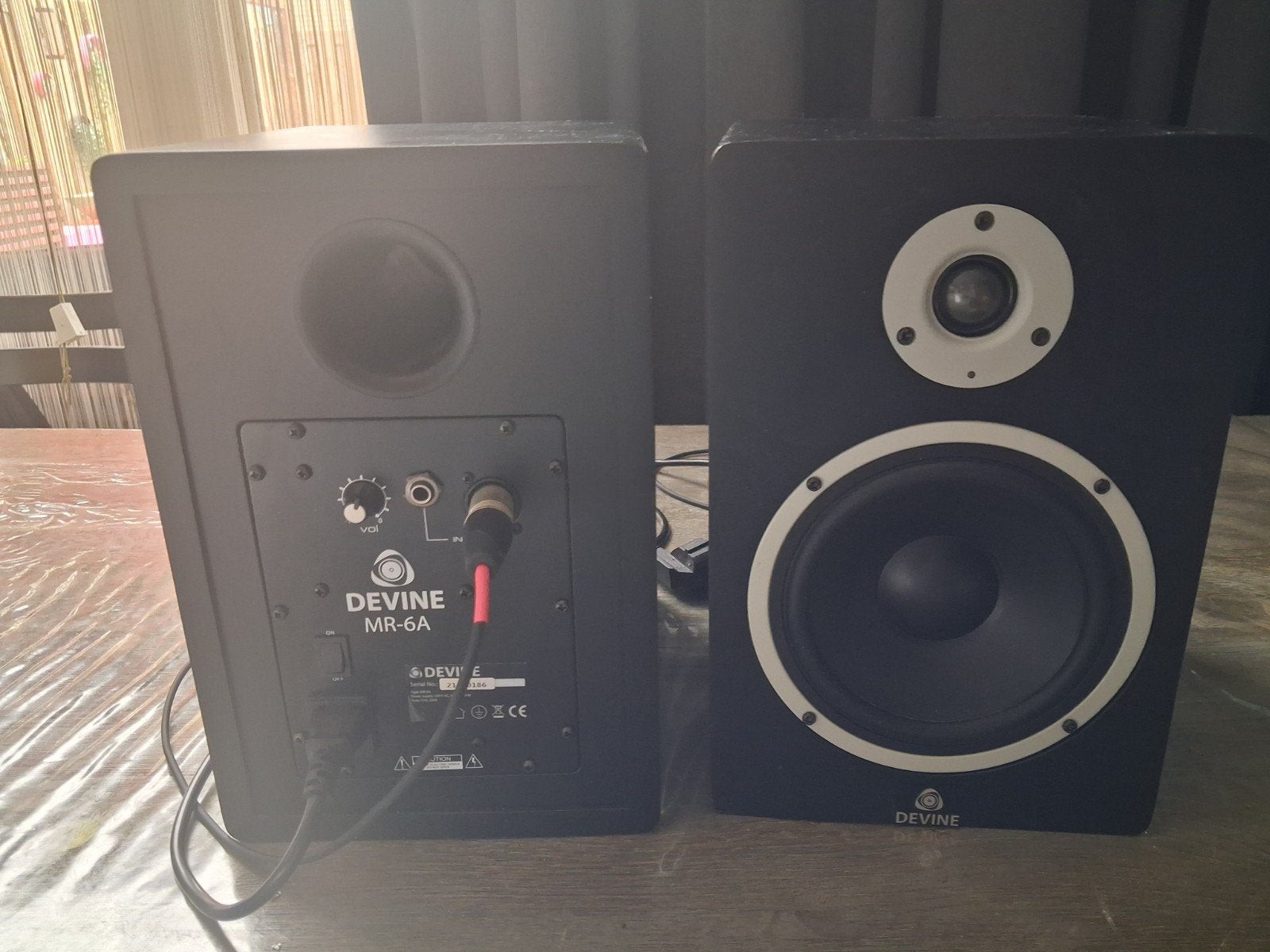 Devine MR-6A Studiomonitoren - Set van 2 speakers dj, Studiomonitor, Gebruikt, Inclusief kabels, 60 tot 120 watt