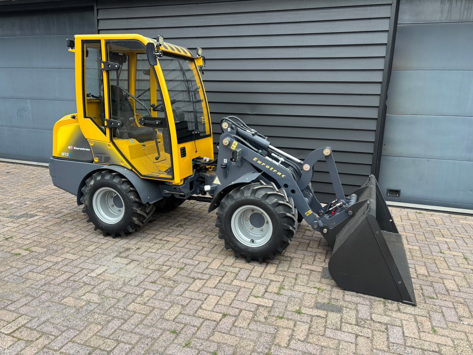 Eurotrac W12S (65 uur), Zakelijke goederen, Machines en Bouw | Kranen en Graafmachines, Ophalen, Wiellader of Shovel