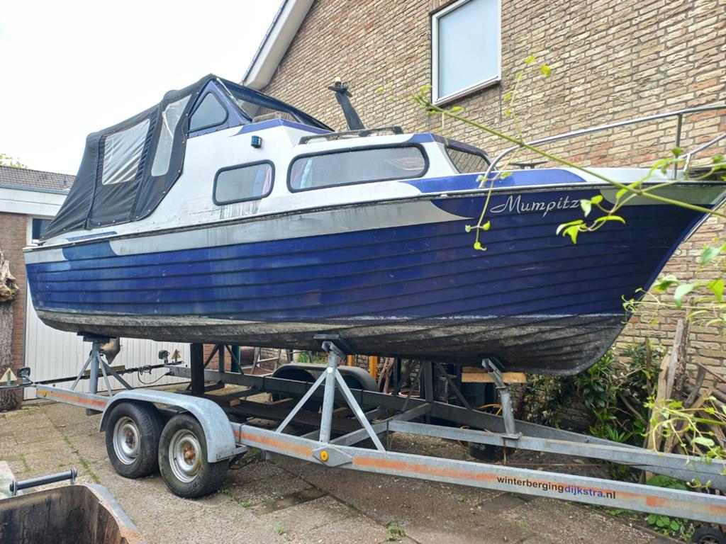 Kajuitboot polyester ( opknapper), Kajuitboot, Trailer, Polyester, Benzine