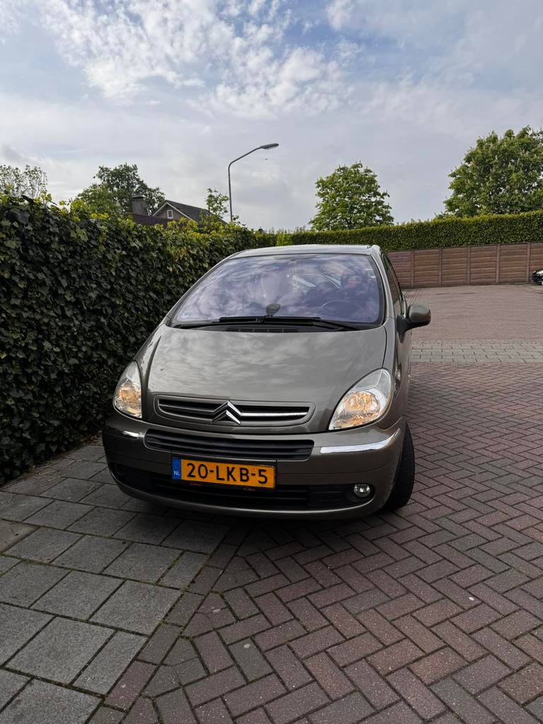 Citroën Xsara LPG 1.6 I 16V Picasso 2010 Bruin, Voorwielaandrijving, 4 cilinders, Bruin, 1200 kg