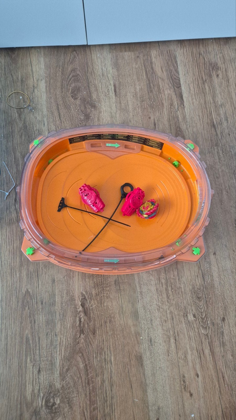 Beyblade bakken leuk voor kinderen 8t/m16, Ophalen of Verzenden, Zo goed als nieuw