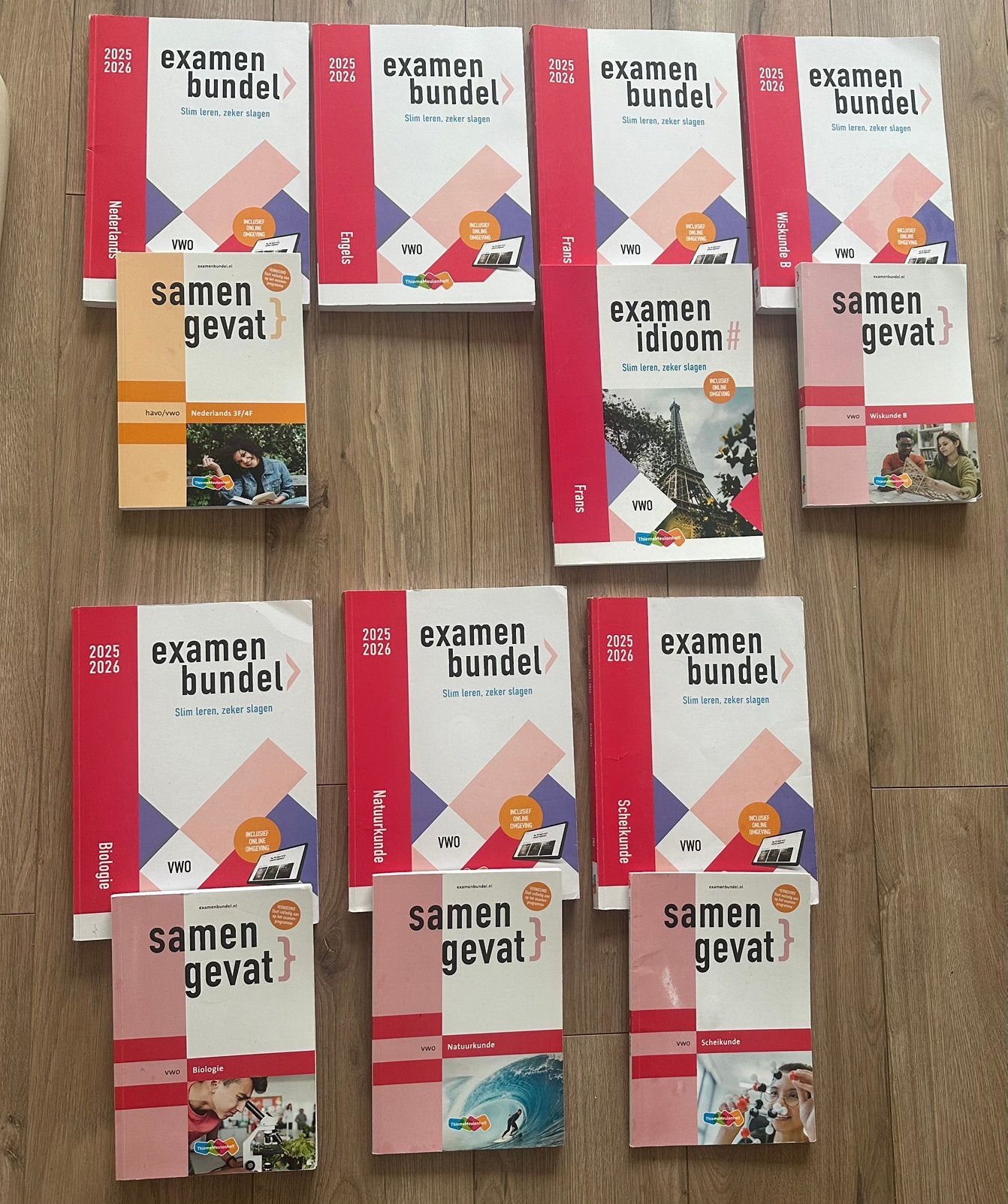 VWO Examenbundels + Samengevat 2025-2026 – N&T – zgan, Ophalen of Verzenden, Zo goed als nieuw, VWO, Overige vakken