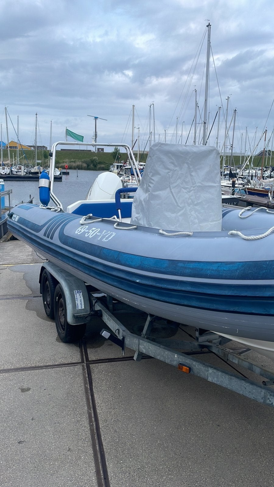 Mistral hypalon 600cm 175PK, Watersport en Boten, Rubberboten, Gebruikt, Overige materialen, Benzine, Ophalen