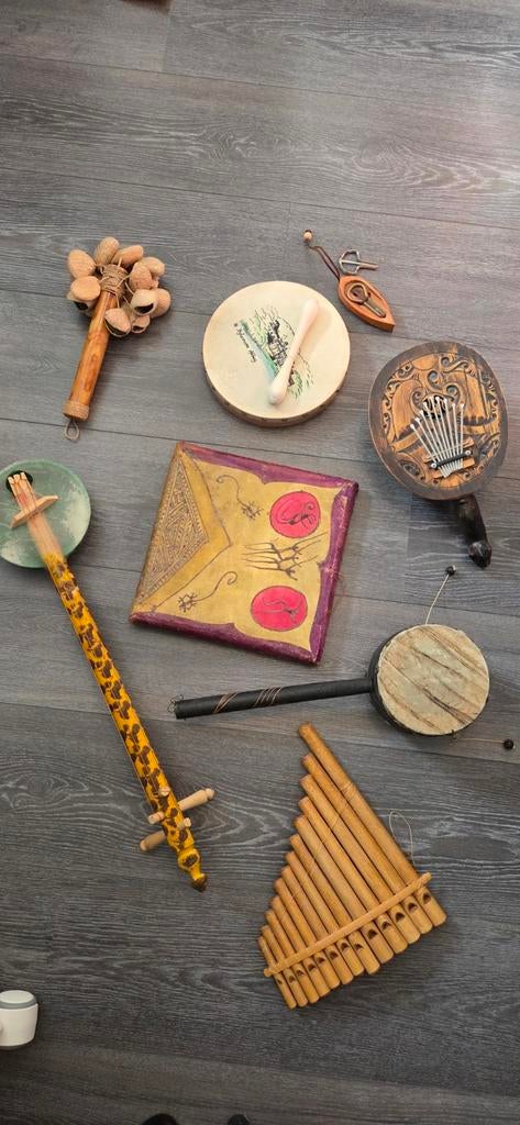 Unieke collectie decoratieve muziekinstrumenten, Ophalen