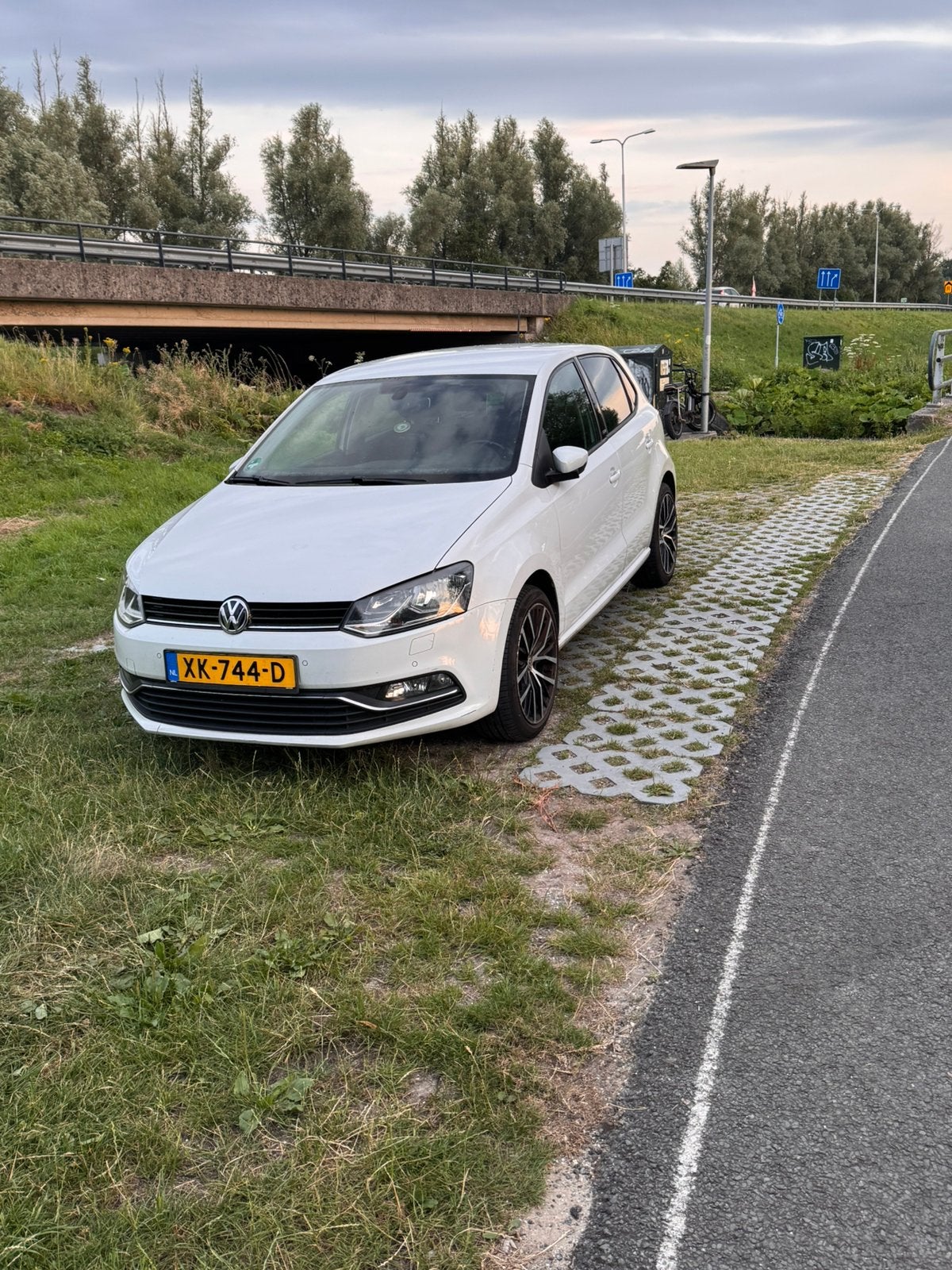 Volkswagen Polo 1.0 TSI 55KW 2017 parelmoer, Auto's, Voorwielaandrijving, Wit, Handgeschakeld, Particulier