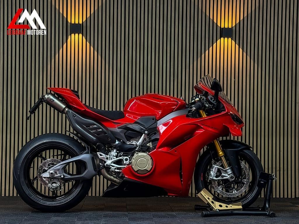 DUCATI PANIGALE V4 S - 2025 - Volledige Titanium Akrapovic -, DUCATI, 4 cilinders, Bedrijf, Onbekend
