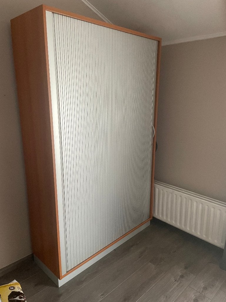 archief kast thuis kantoor, Huis en Inrichting, Kasten | Roldeurkasten en Archiefkasten, Ophalen, 100 tot 150 cm, Zo goed als nieuw