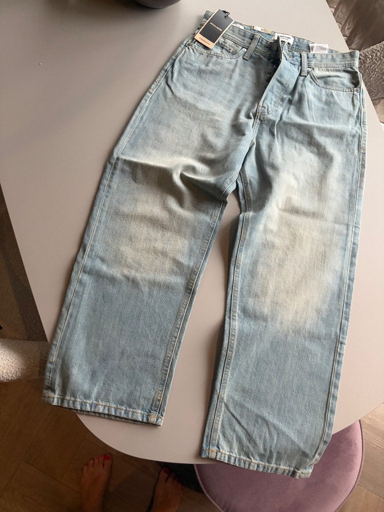 Jack and Jones jeans baggy Alex nieuw, Kleding | Heren, Blauw, Overige jeansmaten, Nieuw, Ophalen of Verzenden