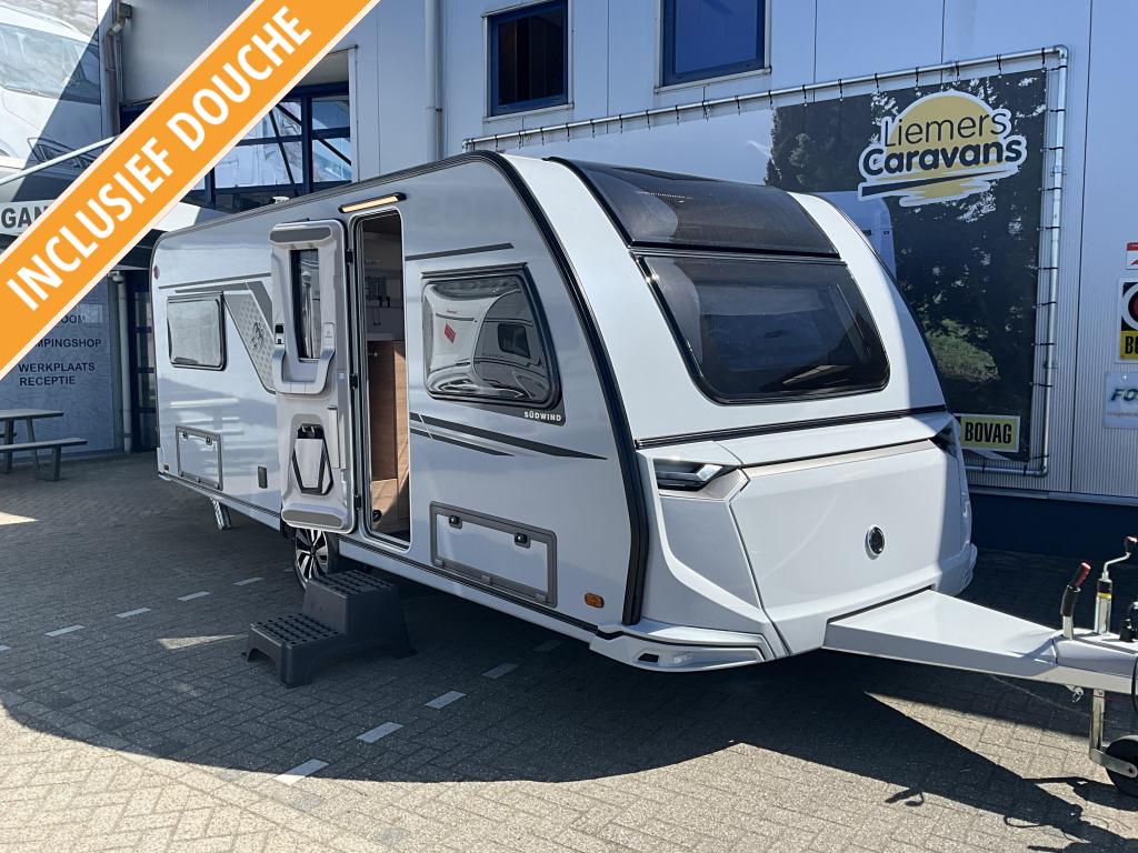 Knaus Sudwind Black Selection 580 UF - ZEER RUIM, Caravans en Kamperen, Caravans, Schokbreker, Rondzit, Bedrijf, Overige typen