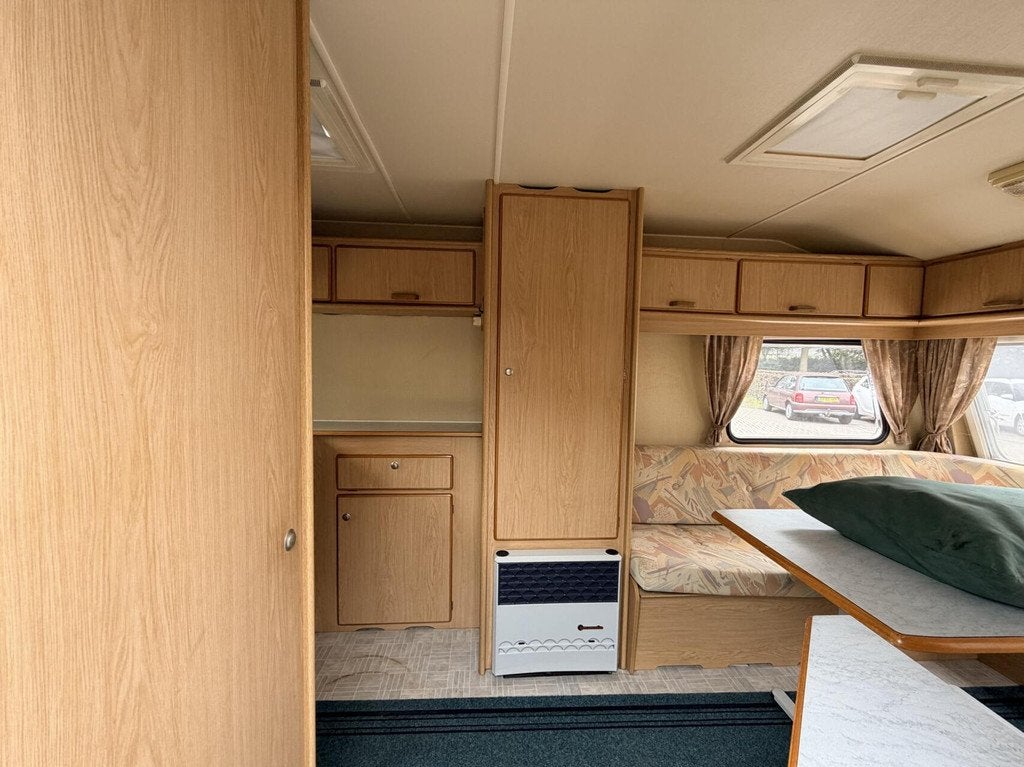 Chateau La Car 400 | Voortent | Nette Staat, Chateau, 8433HT  2, Chateau, Tot en met 2