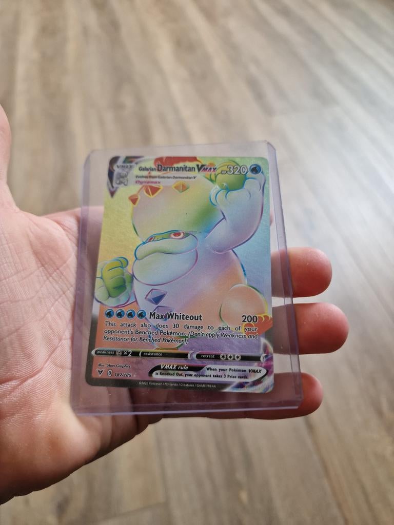 Galarian Darmanitan VMAX Rainbow Rare Pokémon Kaart, Ophalen of Verzenden, Zo goed als nieuw, Losse kaart, Foil
