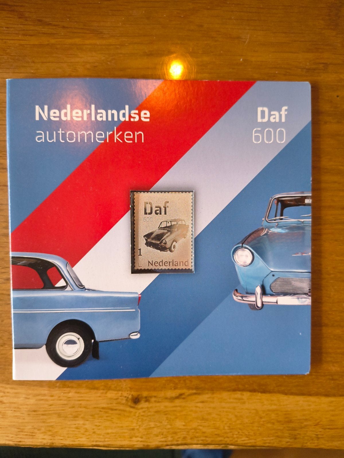 Zilveren DAF 600 postzegel, nieuw in verpakking, Postzegels en Munten, Postzegels | Nederland, Ophalen of Verzenden, Na 1940, Postfris
