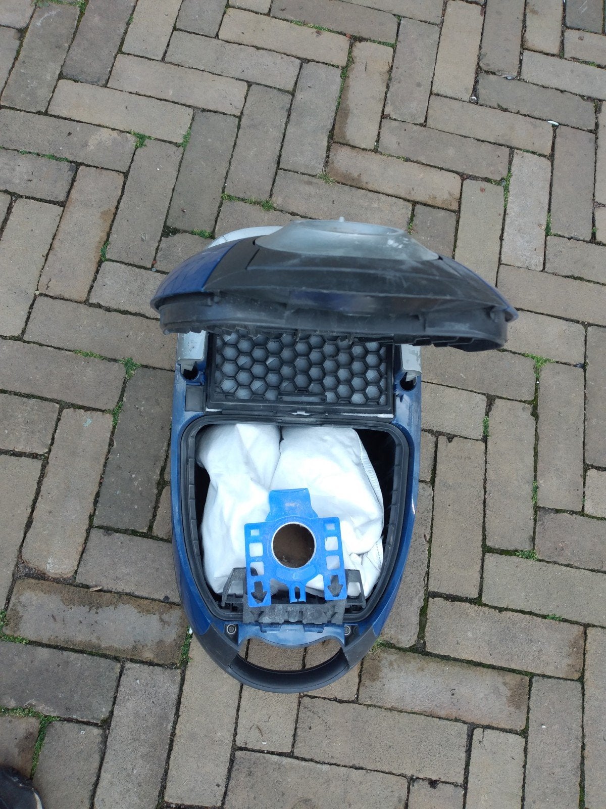 Miele S5220 stofzuiger - geen accessoires, werking onbekend, Stofzak, Ophalen of Verzenden, Miele, 2000 watt of meer
