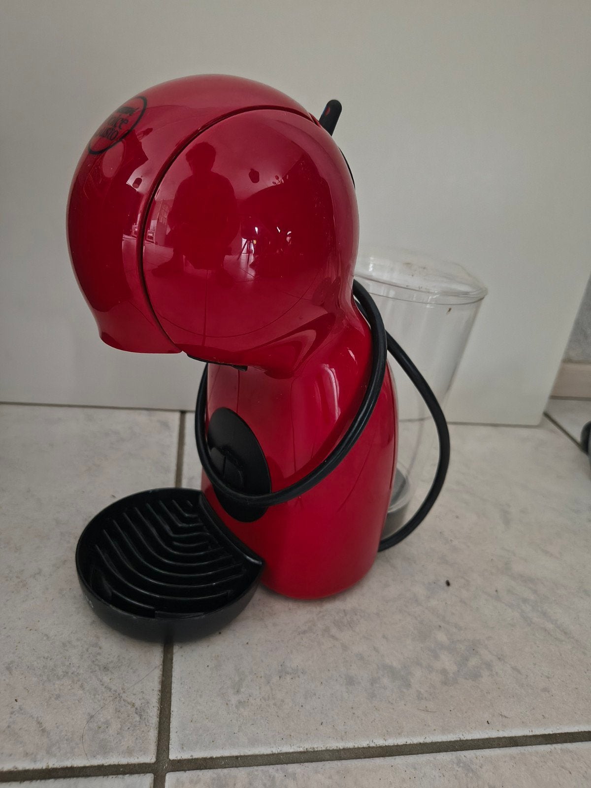 Nescafé Dolce Gusto Piccolo XS Koffiezetapparaat Rood, Witgoed en Apparatuur, Gebruikt, Koffiemachine, Ophalen of Verzenden, 1 kopje