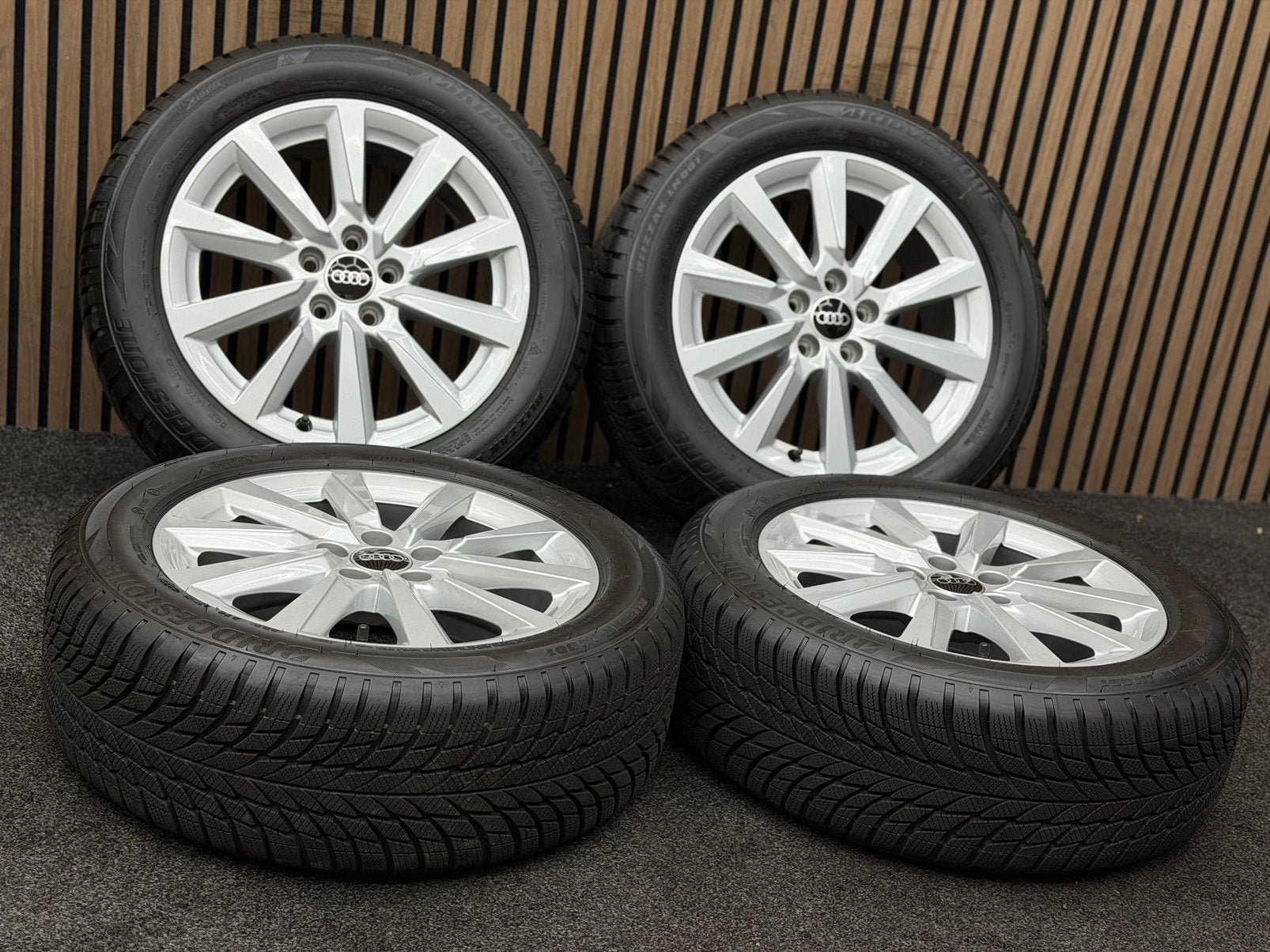 DEMO! Originele 16 inch Audi A1 5x100 ET40 Bridgestone AO, Ophalen, 16 inch, ., Banden en Velgen