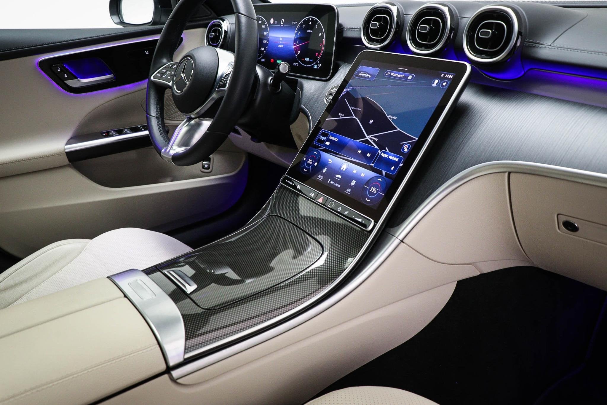 Mercedes-Benz C-klasse Estate 200 Launch Edition Luxury Line, Automaat, 4 cilinders, Zwart, Origineel Nederlands
