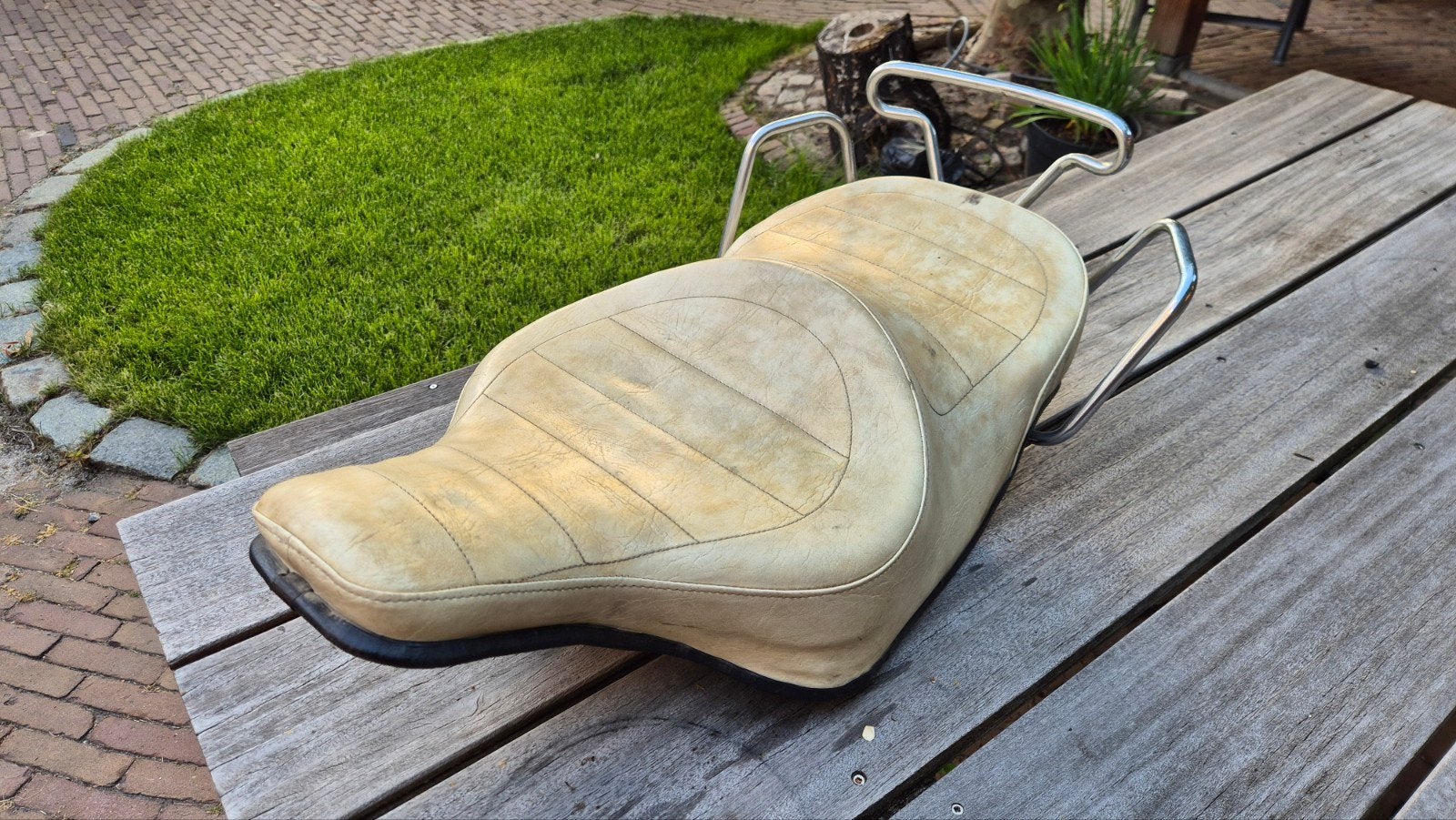 Zadel met vering voor  harley davidson duo glide, Ophalen, Gebruikt, Zadel, Overige merken