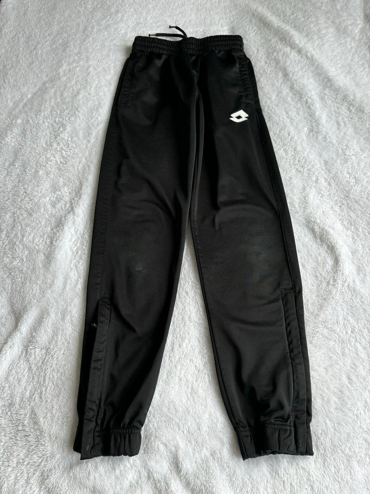 Trainingsbroek kids 2 stuks merk lotto maat 140 kleur zwart, Ophalen of Verzenden, Gebruikt, Jongen, Broek