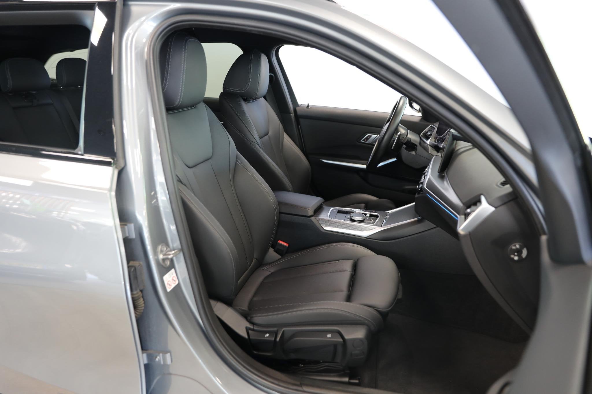 BMW 3-serie Touring 320e | Facelift | M-Sport | Widescreen |, Auto's, Gebruikt, 4 cilinders, 3-Serie, 1500 kg