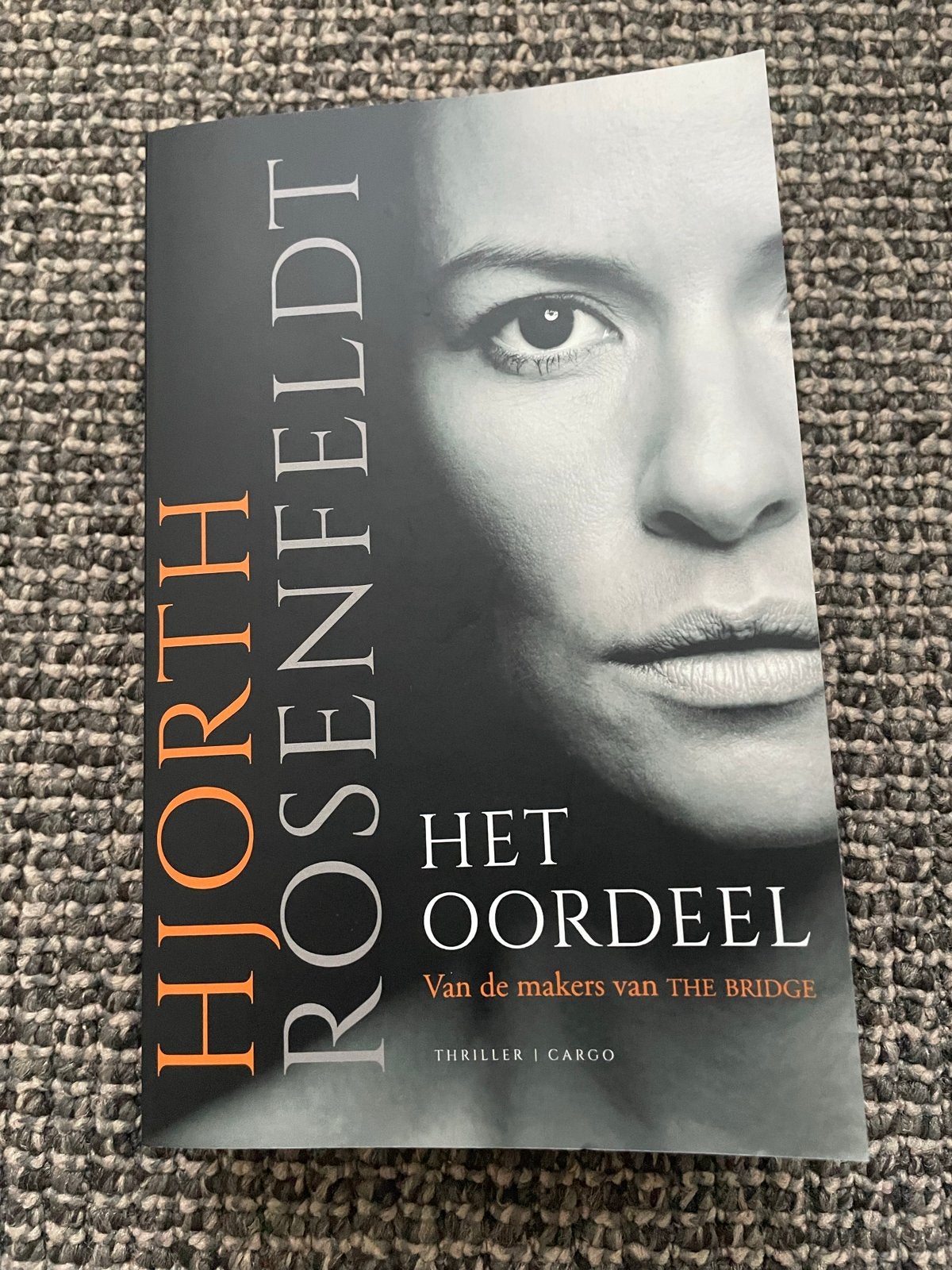 Hjorth Rosenfeldt - Het Oordeel (Thriller), Ophalen of Verzenden, Zo goed als nieuw, Nederland