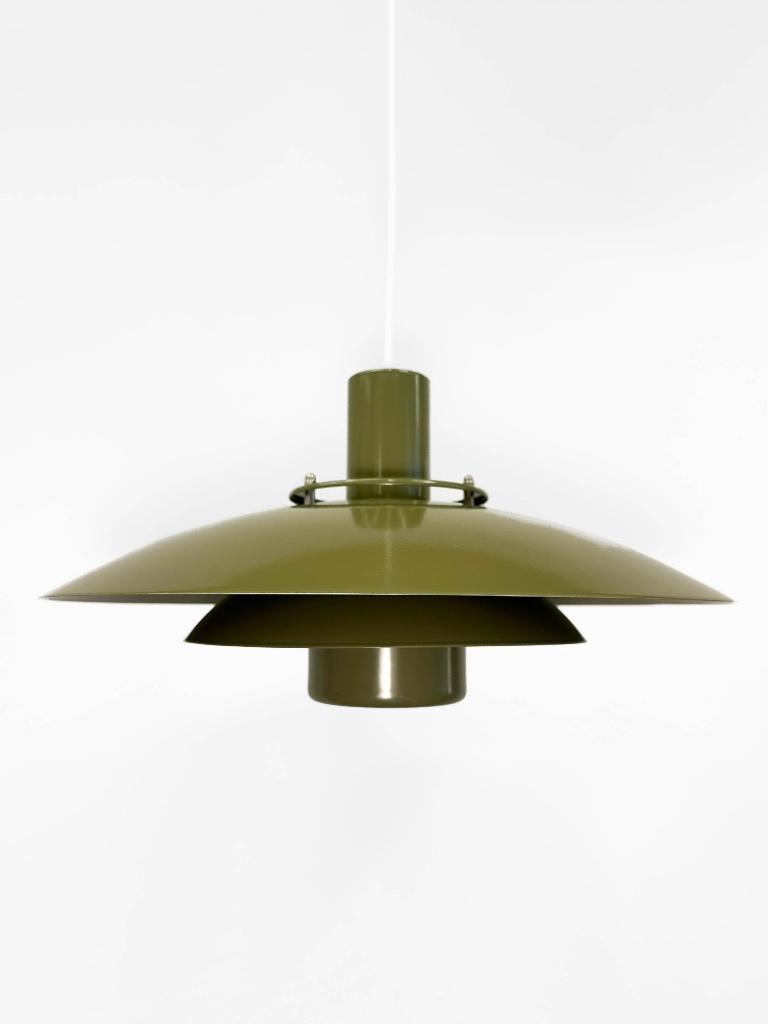 Form-light hanglamp groen gepoedercoat, Form Light, Sales@scandinavischelampen.nl, Zo goed als nieuw, Metaal