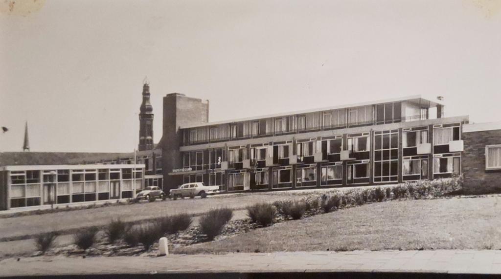 Fotokaart Lisse - Bejaardencentrum "Rustoord" - 1963, Ophalen of Verzenden, 1960 tot 1980, Gelopen, Zuid-Holland