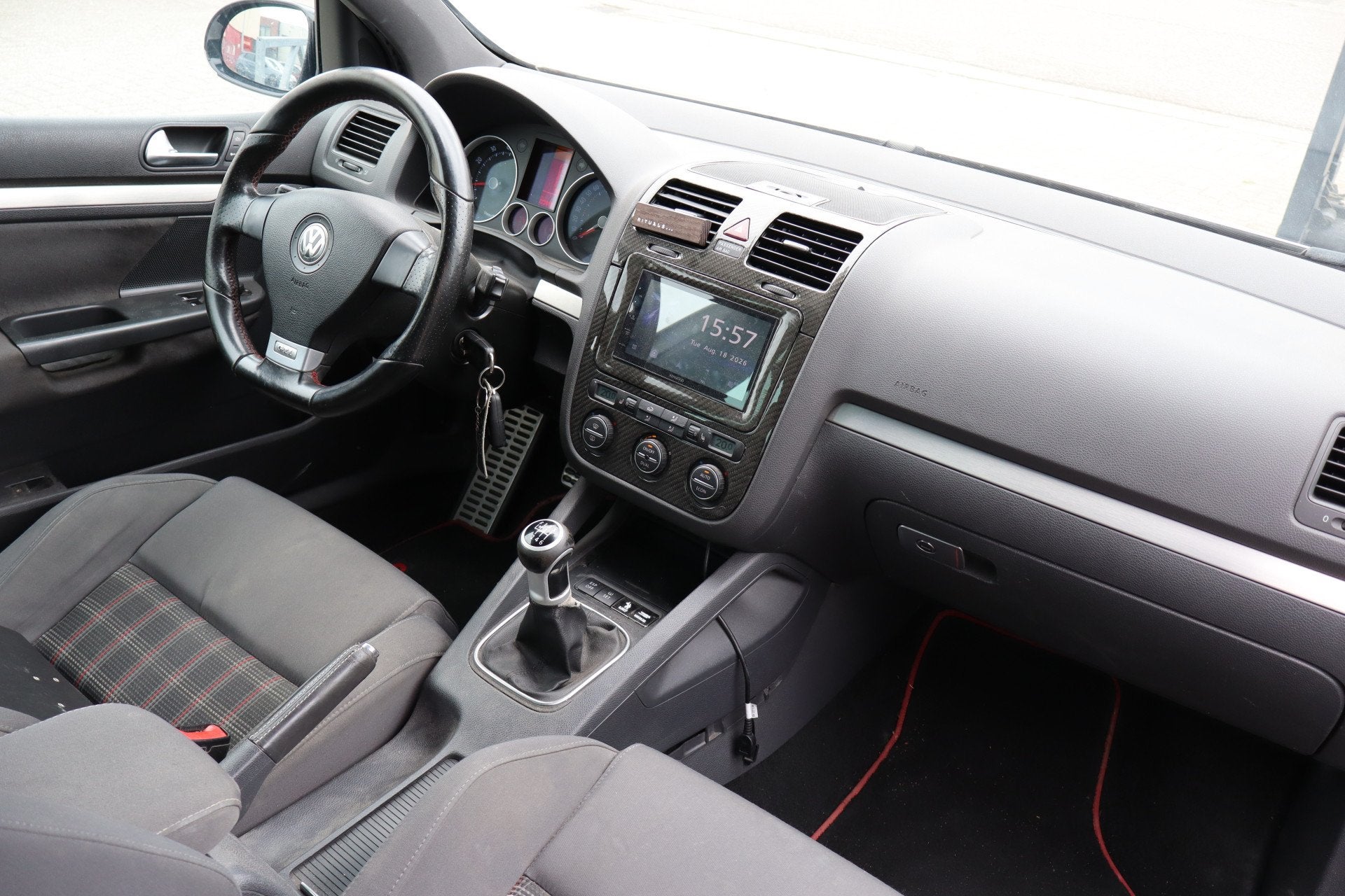 Volkswagen Golf 2.0 TFSI GTI MEENEEMPRIJS APK TOT 06/10/2026, Gebruikt, 4 cilinders, Wit, Bedrijf