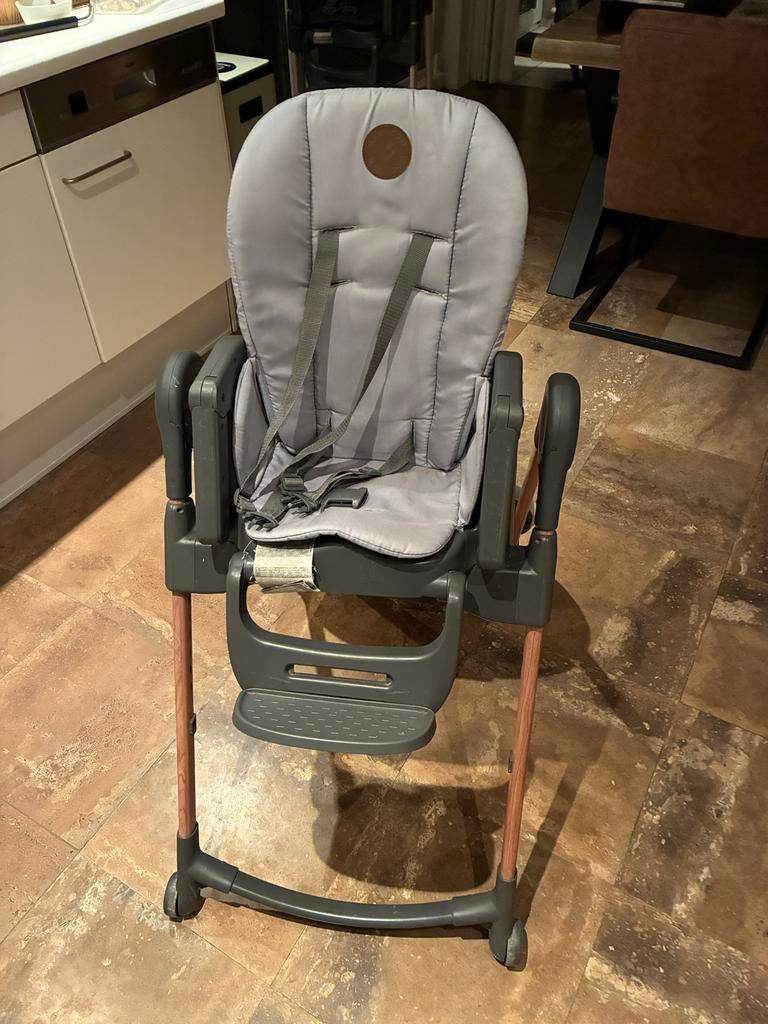 Maxi-Cosi Minla Meegroeistoel - Vanaf Geboorte tot 6 Jaar, Ophalen, Zo goed als nieuw, Meegroeistoel, Afneembaar eetblad