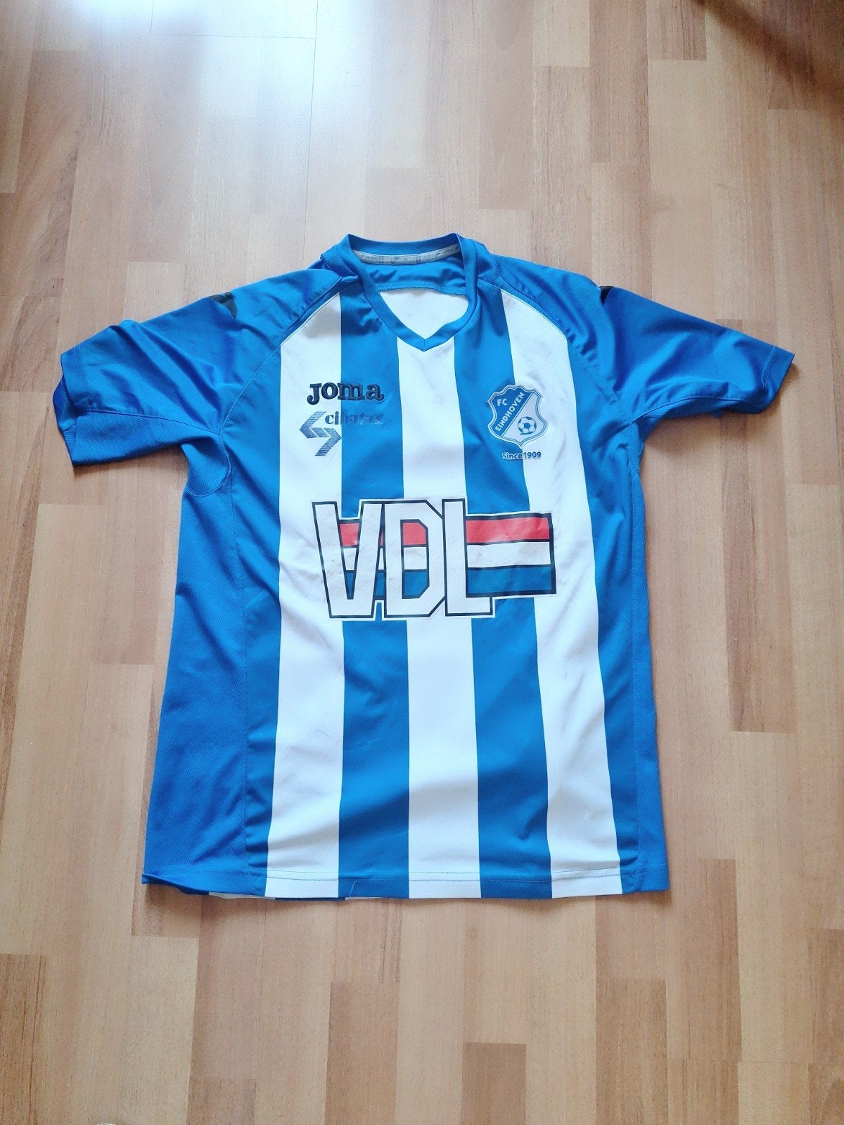FC Eindhoven Joma Thuisshirt shirt  - Maat m, Maat M, Ophalen of Verzenden, Zo goed als nieuw, Shirt