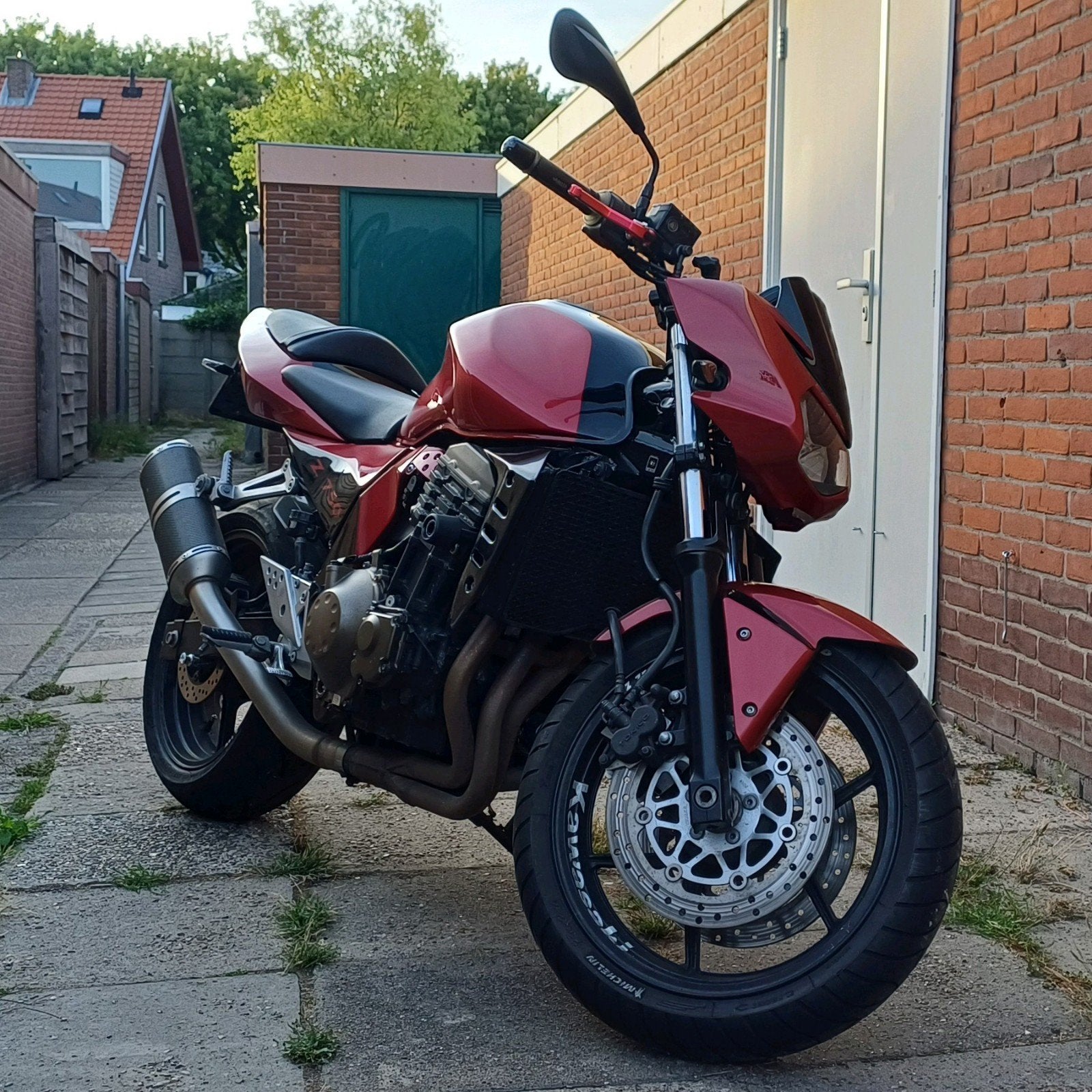 Kawasaki Z750, 750 cc, Sportuitlaat, 4 cilinders, Motorrijbewijs A