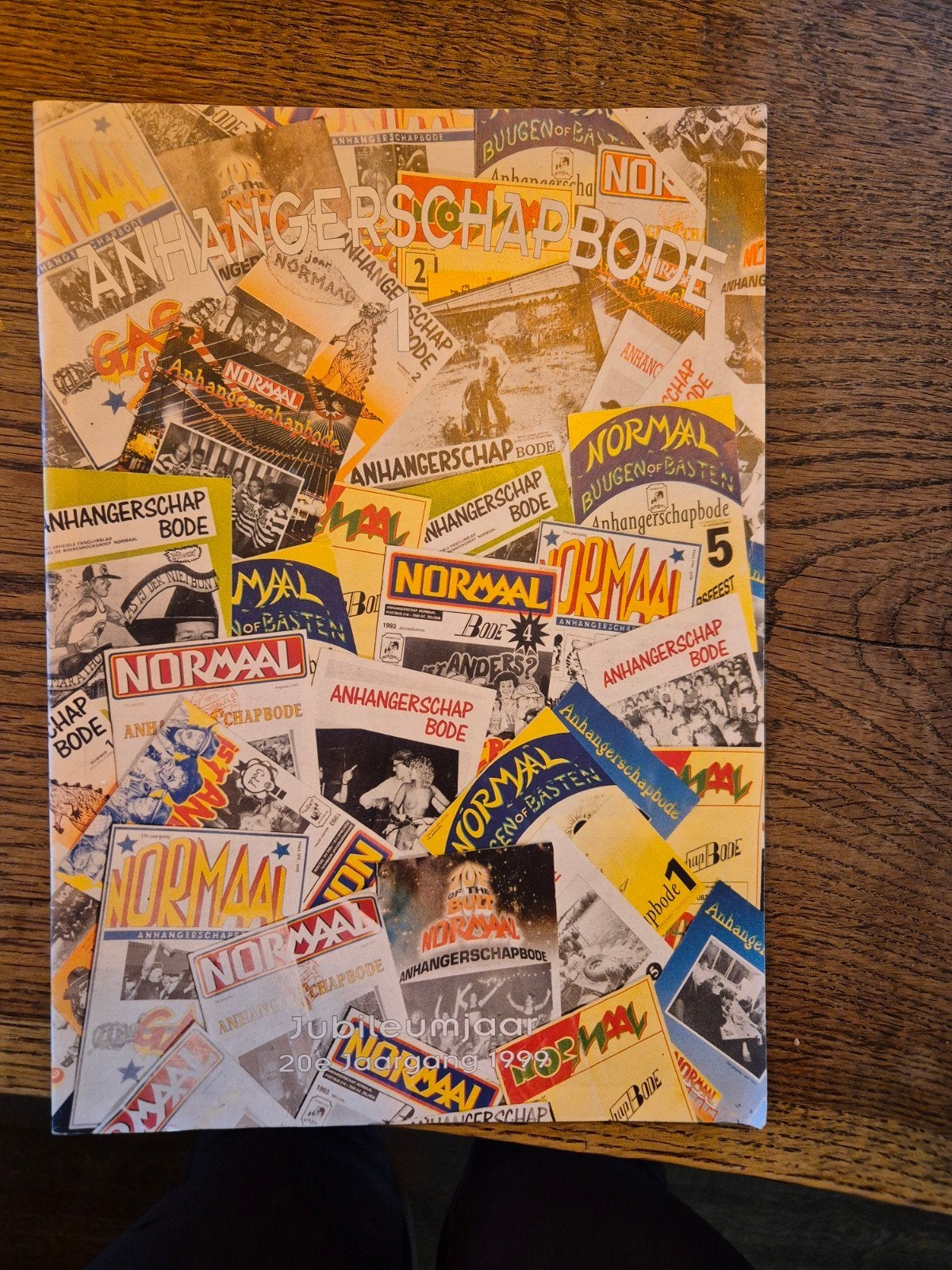 Normal Anhangerschapbode Jubileumjaar 2003, Boeken, Ophalen of Verzenden, Zo goed als nieuw, Overige typen