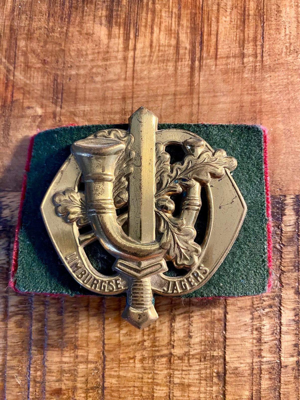 Baretembleem Limburgse Jagers, Verzenden, Landmacht, Nederland, Embleem of Badge