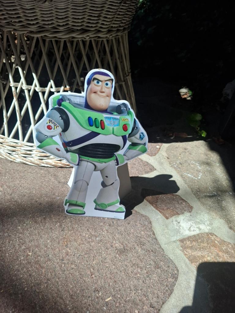 Buzz Lightyear kartonnen staander, Ophalen of Verzenden, Gebruikt