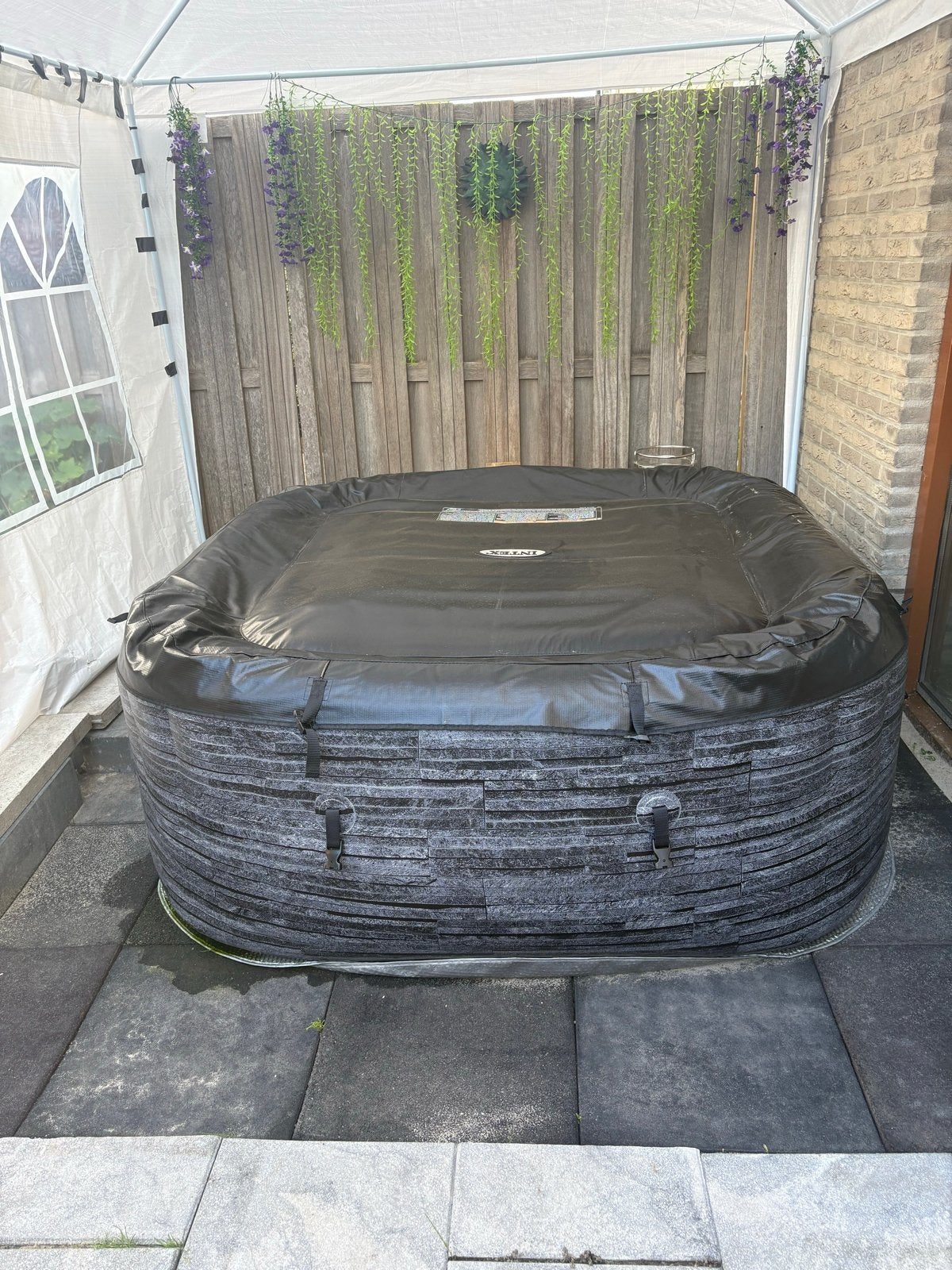 Intex PureSpa Greywood Deluxe opblaasbare jacuzzi, Ophalen, Gebruikt, Afdekzeil, Opblaasbaar