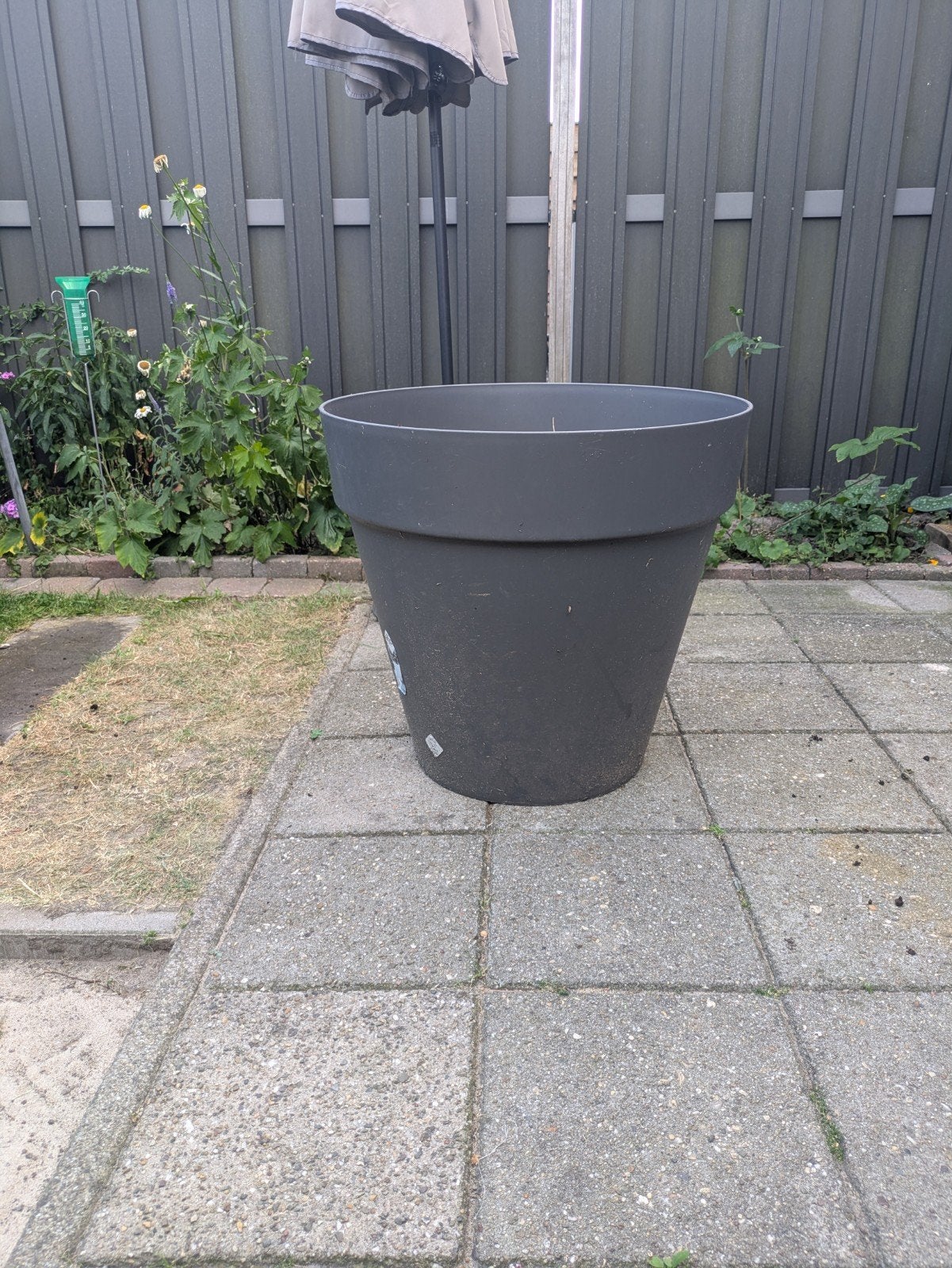 Gratis bloempot, Ophalen, Kunststof, Gebruikt, Rond