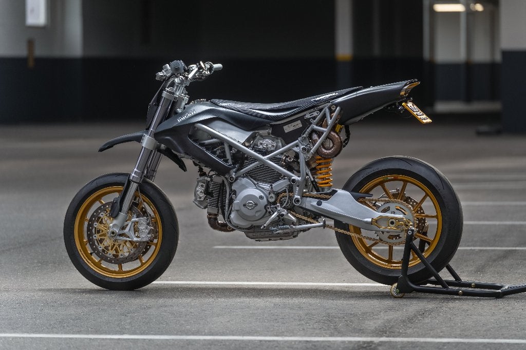 DUCATI DESMOTO – UNIEKE CUSTOM SUPERMOTO, 141KG | 104PK, Motoren, 2 cilinders, Nieuw, Motorrijbewijs A, Particulier