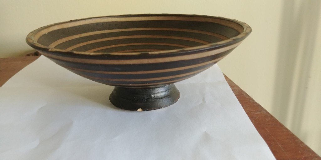 Handgedraaid Keramisch schaaltje van Jan van Stolk, Antiek en Kunst, Antiek | Keramiek en Aardewerk, Ophalen of Verzenden