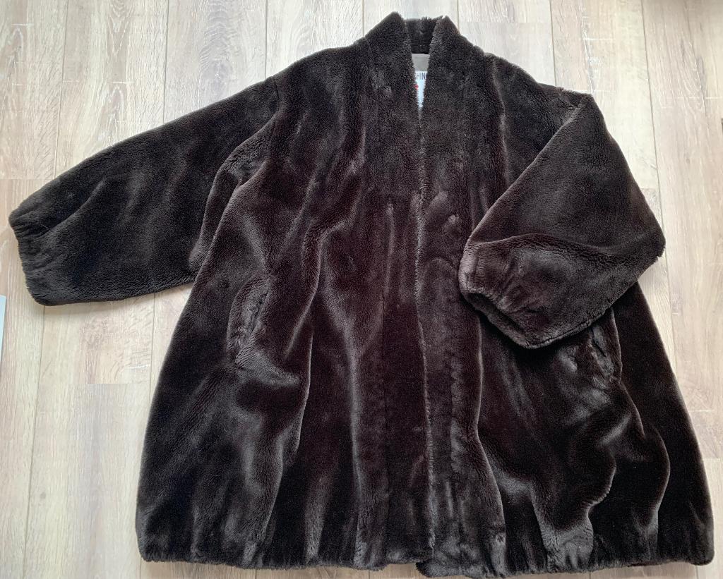 Moschino faux fur vest jas oversized bruin zwart 40/42, Maat 38/40 (M), Bruin, Verzenden, Moschino