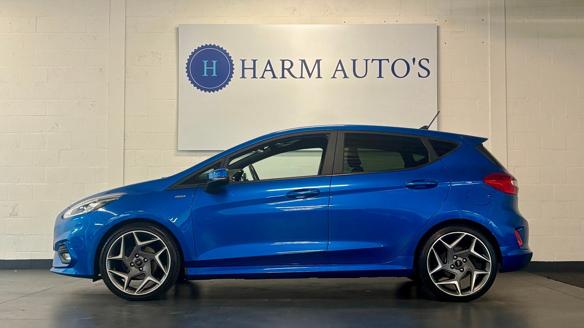 Ford Fiesta 1.0 EcoBoost ST-Line 125pk Navi / PDC / Carplay, Voorwielaandrijving, Gebruikt, Zwart, 1064 kg