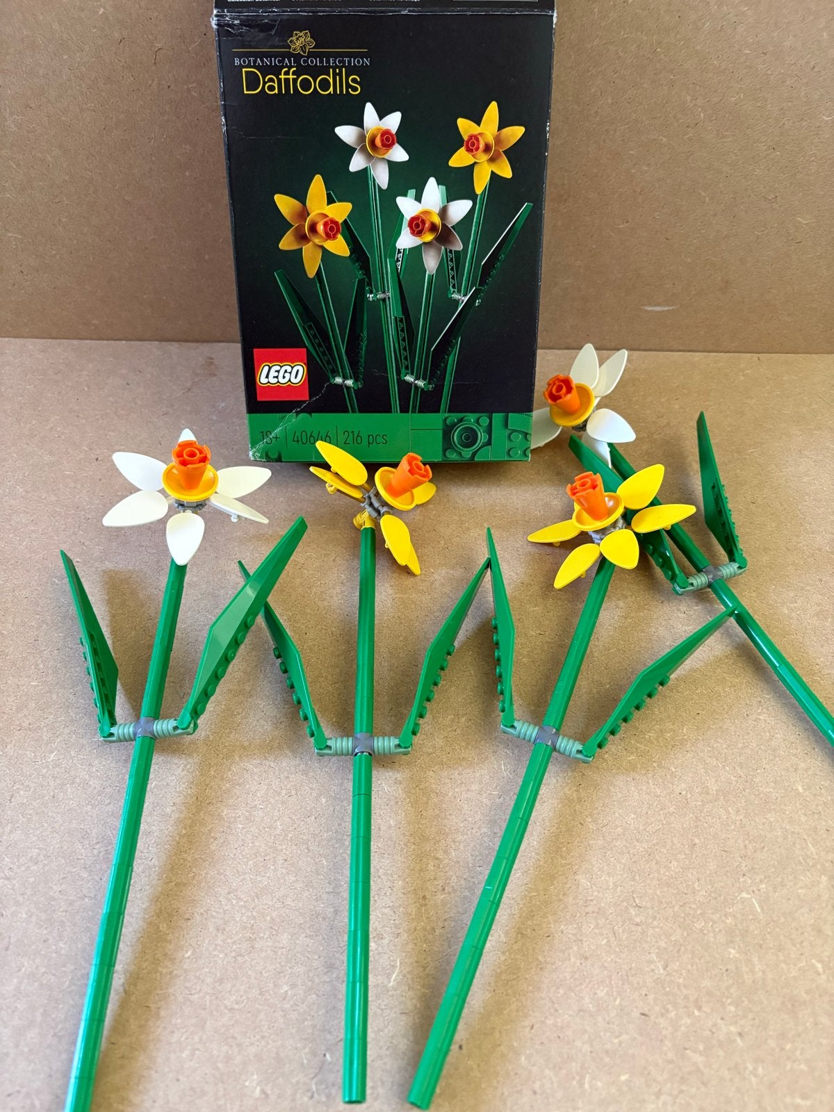 LEGO Botanical Collection Narcissen (40646), Ophalen of Verzenden, Zo goed als nieuw, Overige merken